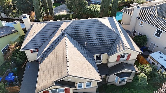 Why February Is a Great Month for Roof Washing